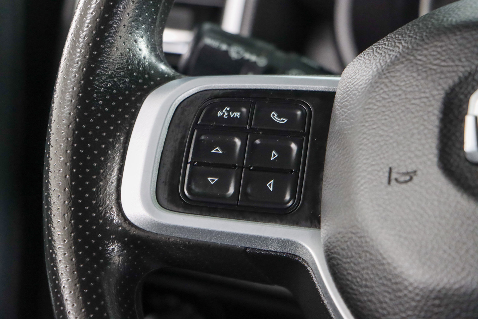 Used 2022 RAM 2500 Big Horn w/ Cold Weather Group image 13