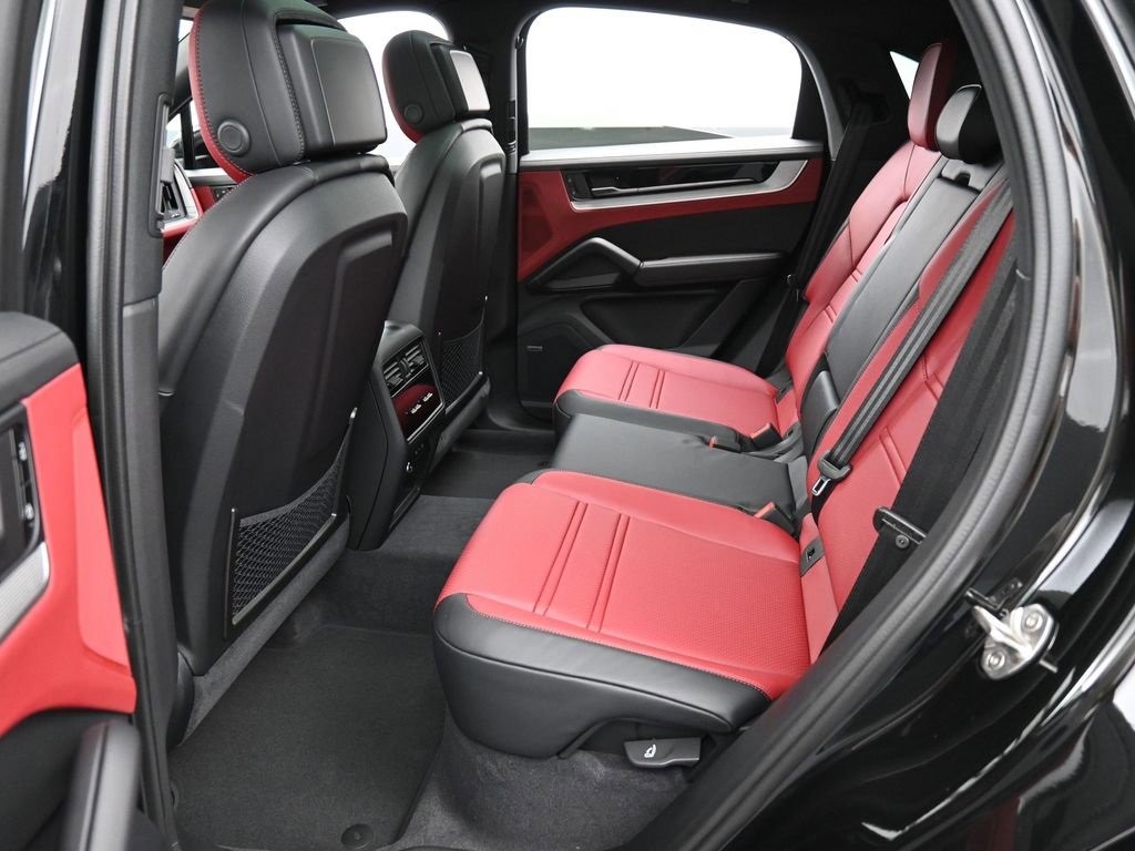 New 2026 Porsche Cayenne E-Hybrid Coupe image 25