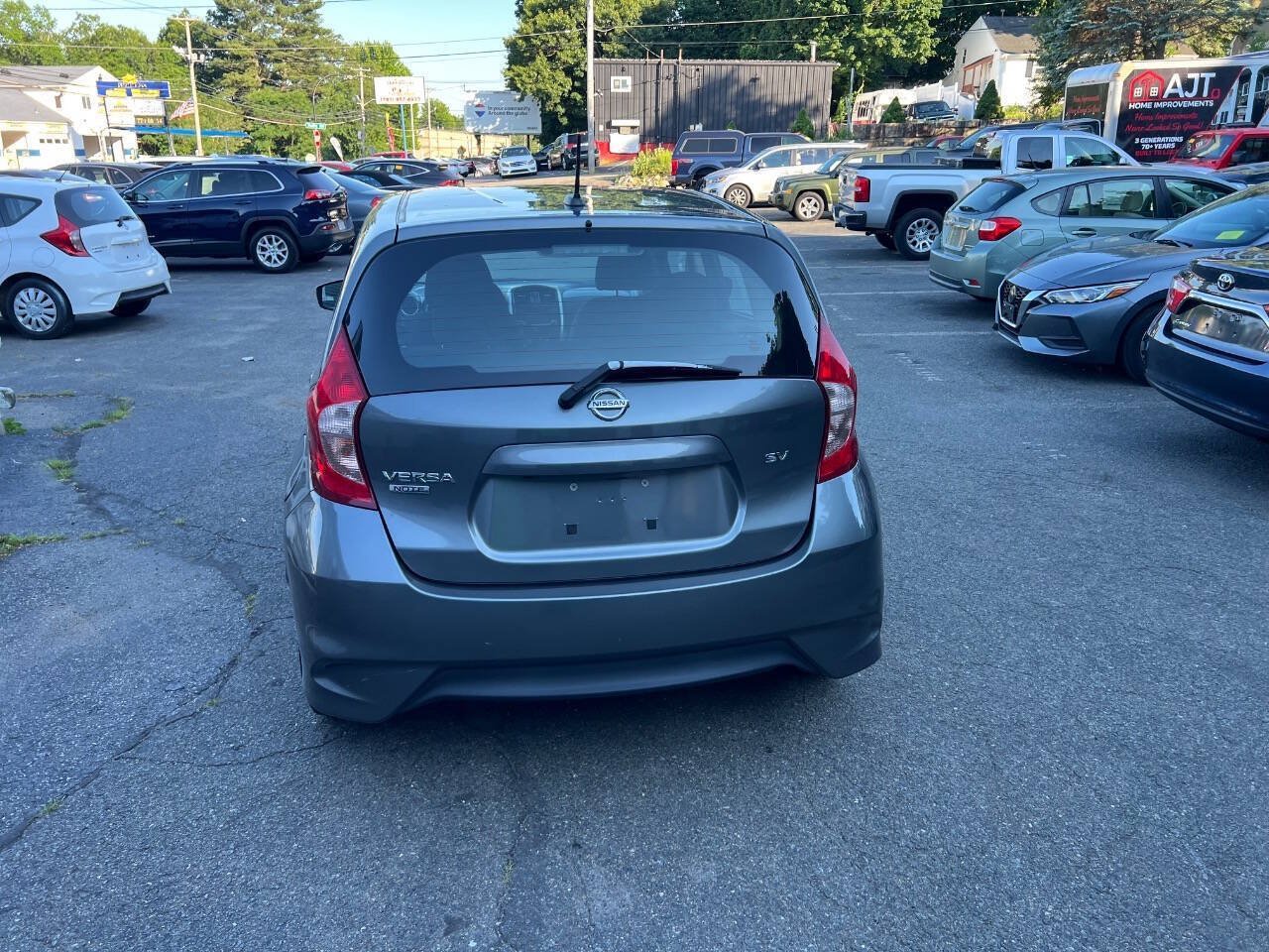 Used 2017 Nissan Versa Note SV FWD image 17
