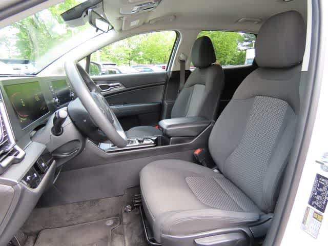 Used 2023 Kia Sportage LX AWD/4WD image 13