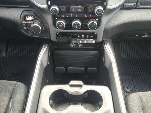 Certified 2025 RAM 1500 Big Horn AWD/4WD image 20