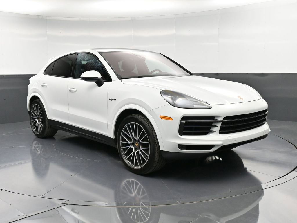 Certified 2022 Porsche Cayenne E-Hybrid Coupe AWD/4WD image 10