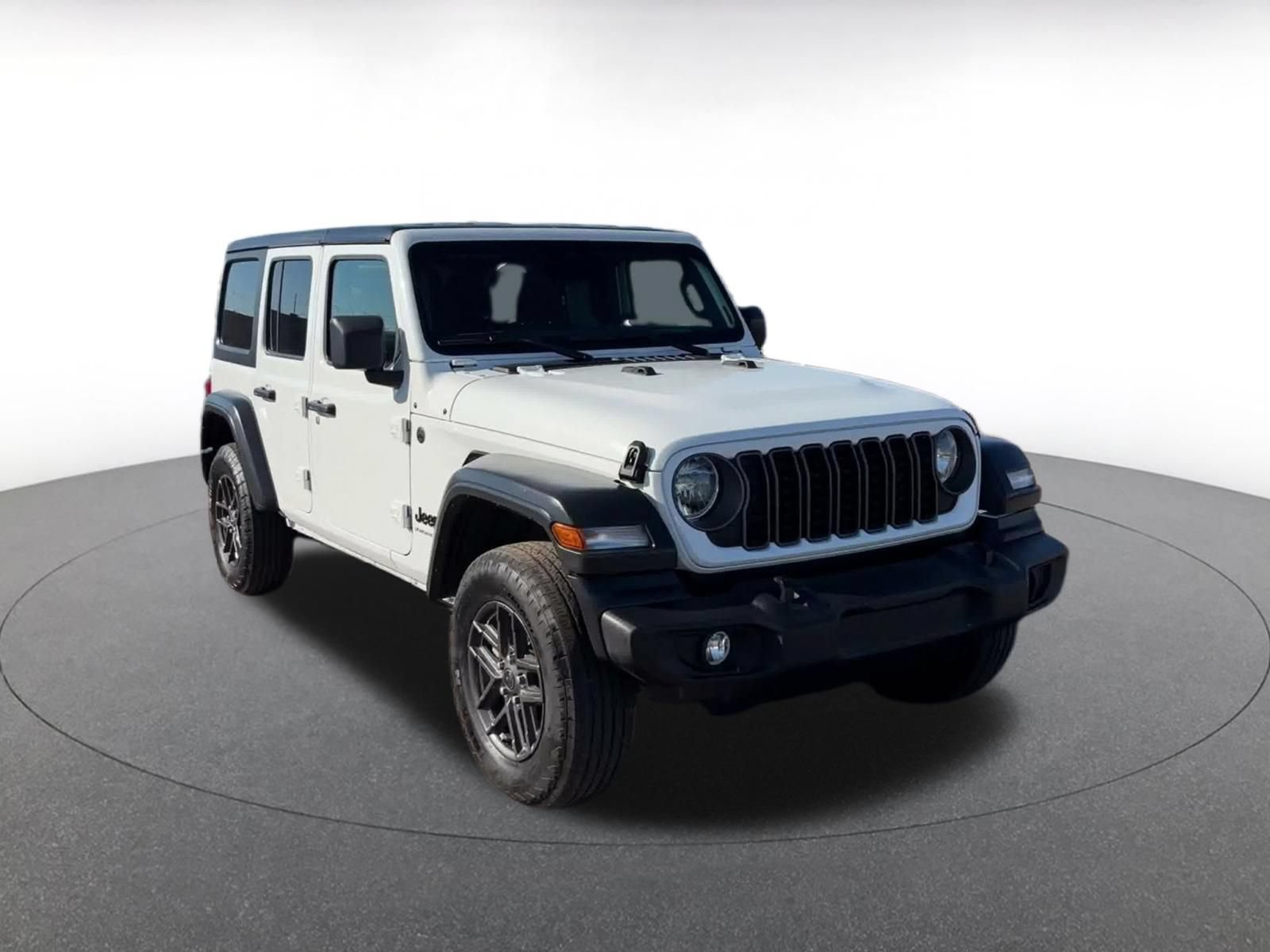 Used 2025 Jeep Wrangler Unlimited Sport AWD/4WD image 2