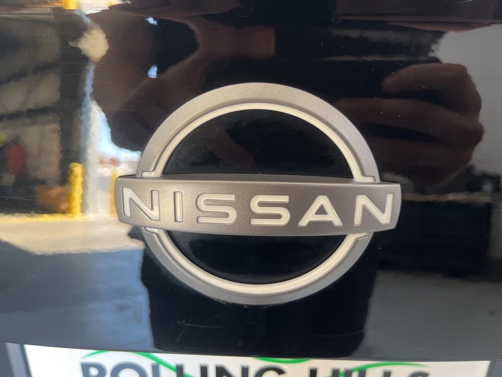 Used 2025 Nissan Versa S FWD image 37