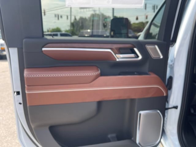 New 2026 GMC Sierra 2500 Denali Ultimate AWD/4WD image 18