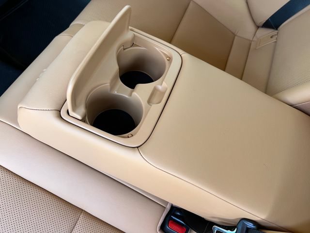 Used 2025 Lexus ES 300h w/ Premium Package FWD image 41