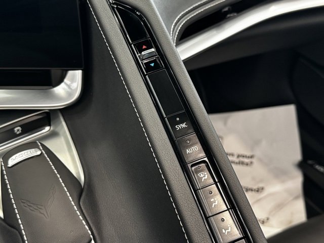 Used 2025 Chevrolet Corvette Stingray Coupe w/ 1LT image 5