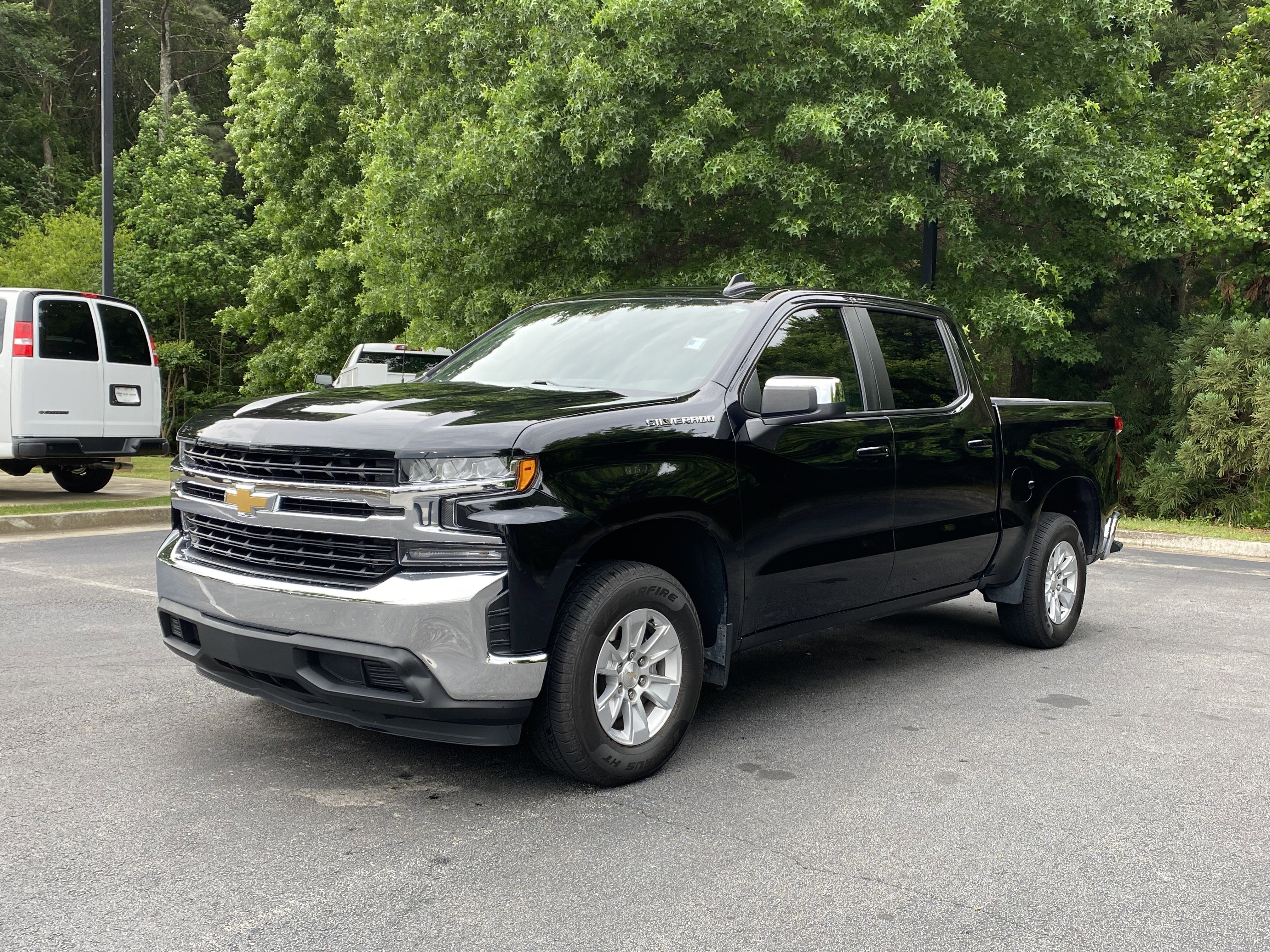 Used 2022 Chevrolet Silverado 1500 LT w/ Bed Protection Package RWD image 5