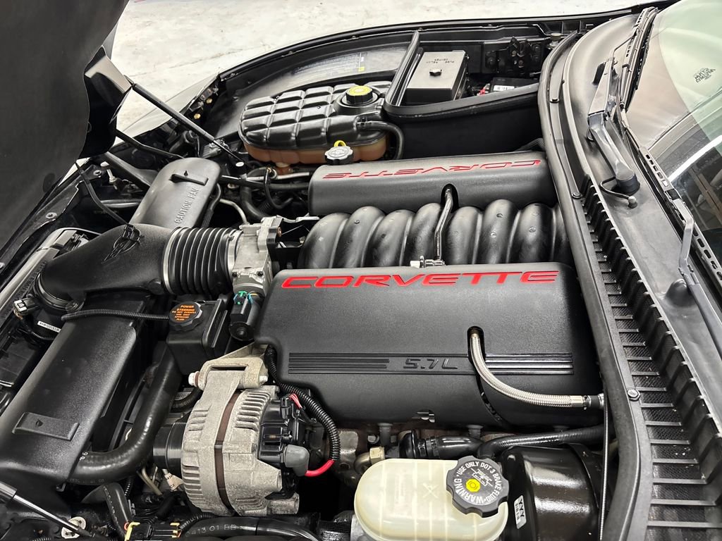 Used 2001 Chevrolet Corvette Convertible w/ Preferred Equipment Group1 image 22