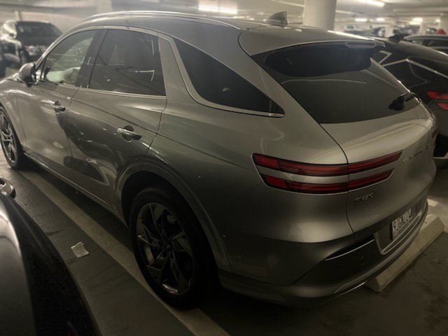 Used 2023 Genesis Electrified GV70 AWD/4WD image 2