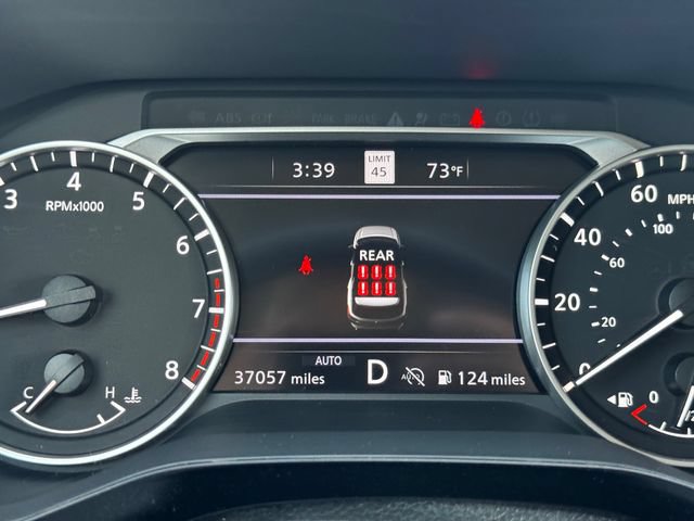 Used 2025 Nissan Pathfinder SL AWD/4WD image 29