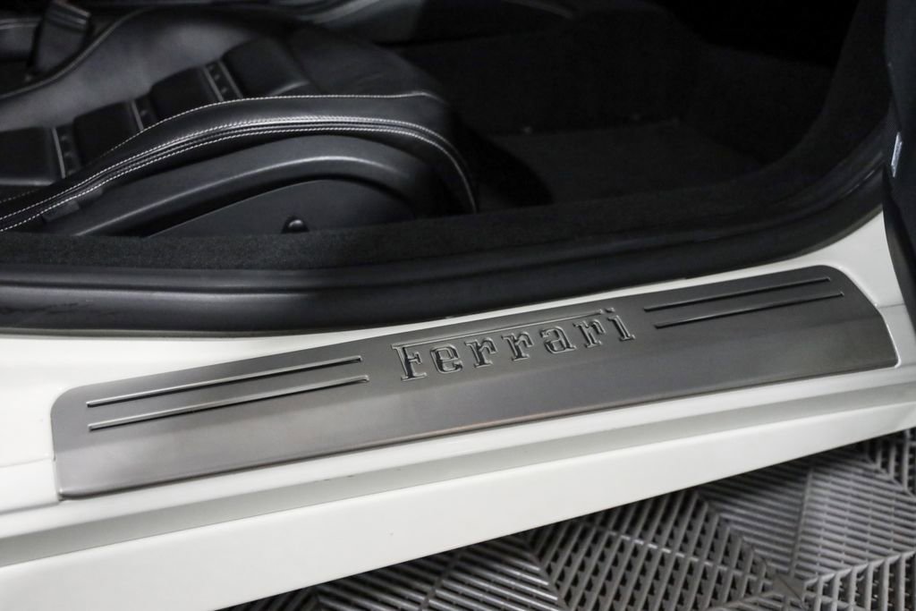 Used 2012 Ferrari 458 Italia Coupe image 27