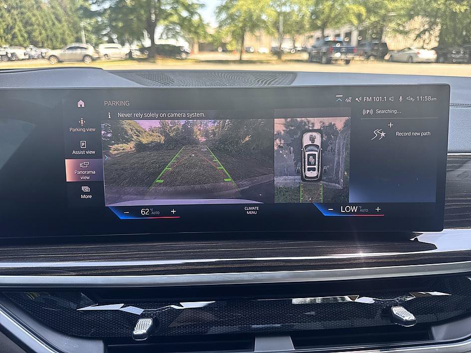 Used 2023 BMW X7 xDrive40i w/ Premium Package AWD/4WD image 7