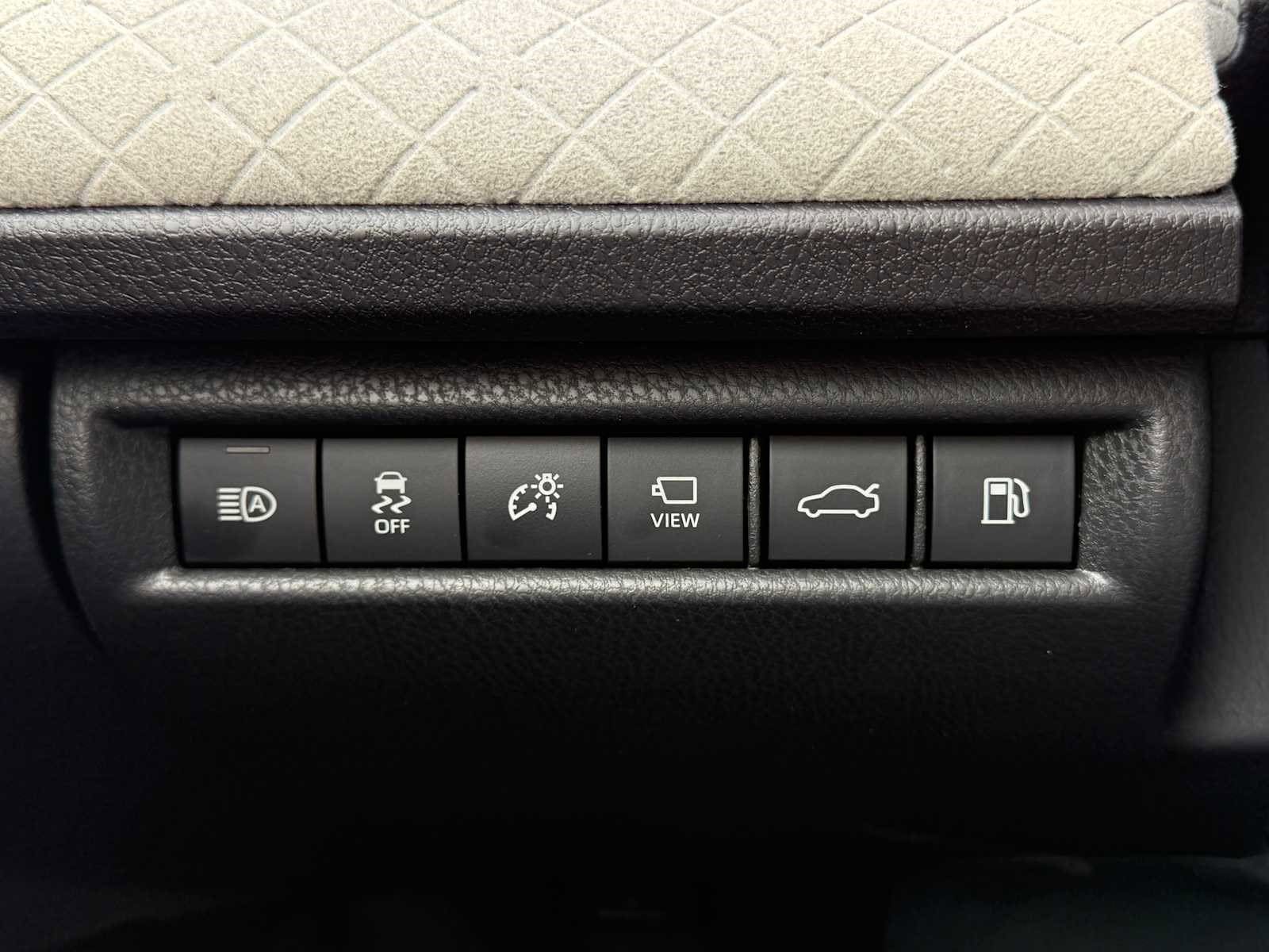 New 2026 Toyota Camry XLE AWD/4WD image 22