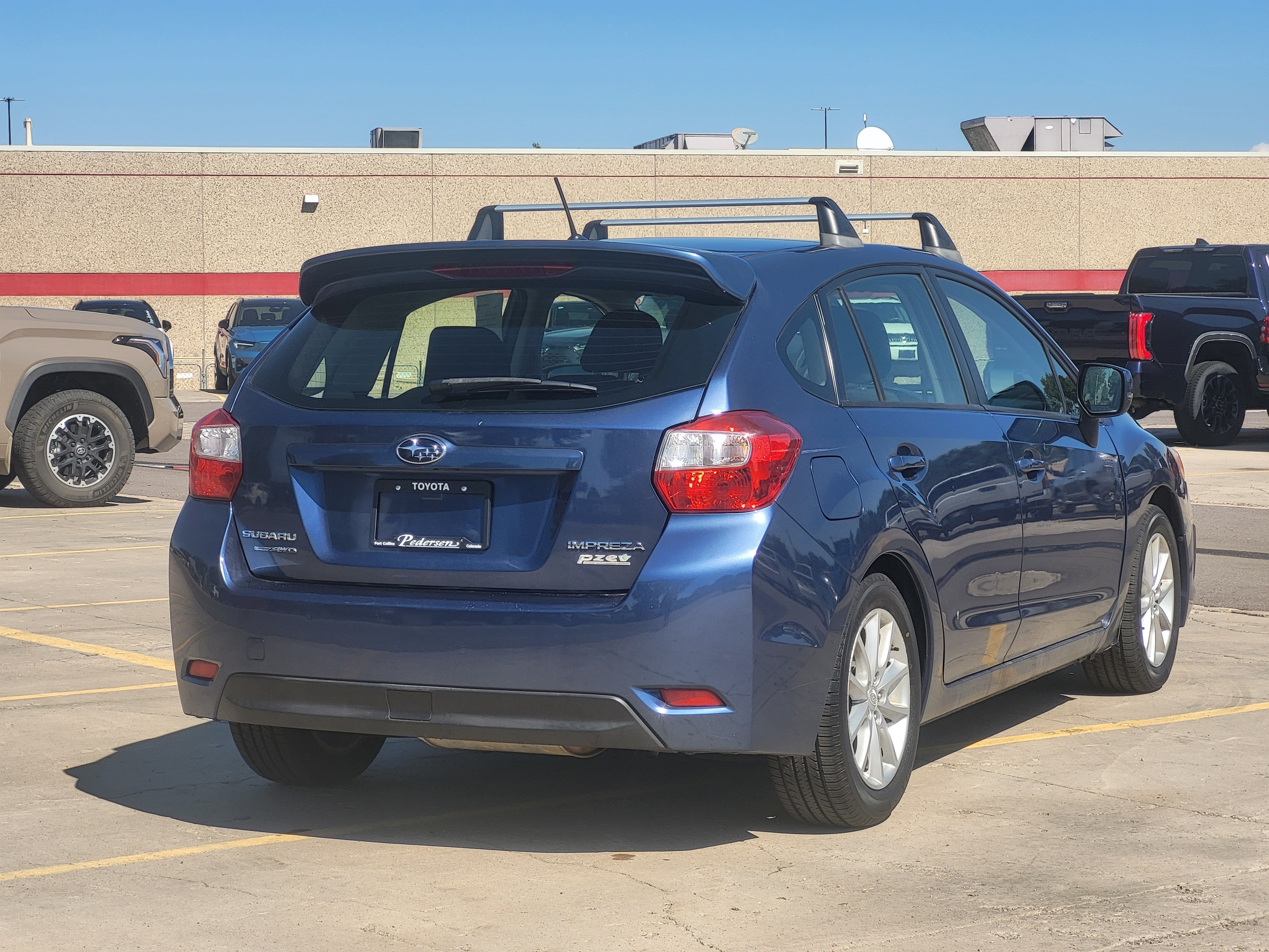 Used 2012 Subaru Impreza 2.0i Premium AWD/4WD image 2