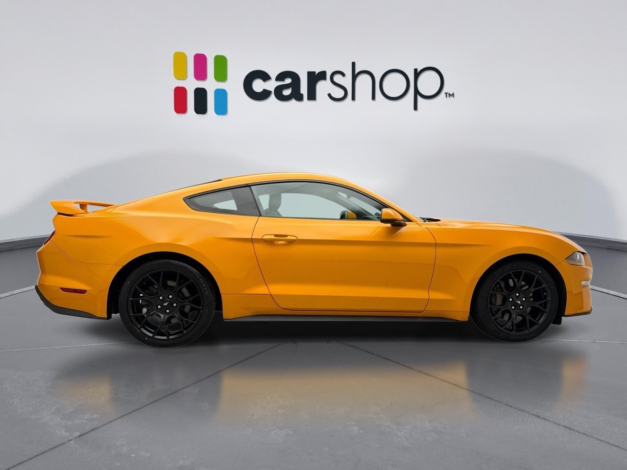 Used 2018 Ford Mustang Premium w/ Ecoboost Performance Package RWD image 6