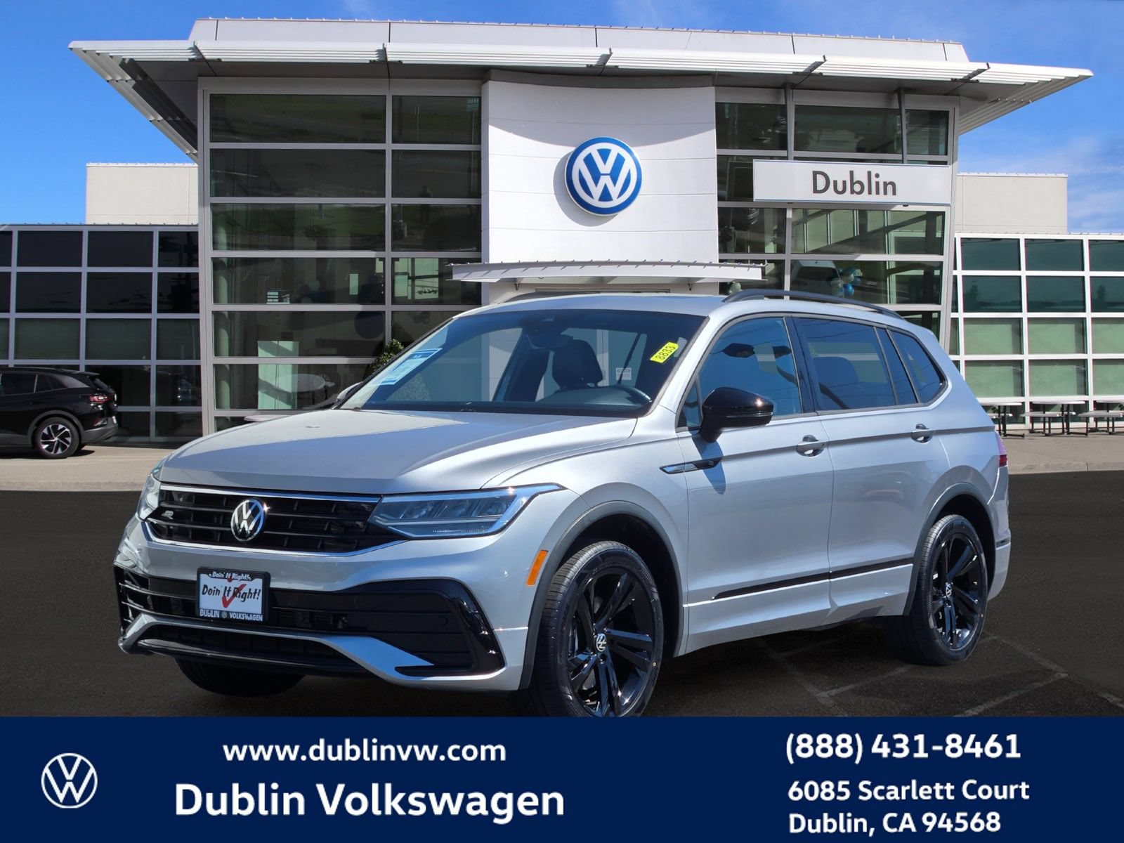 Certified 2023 Volkswagen Tiguan SE R-Line FWD image 8