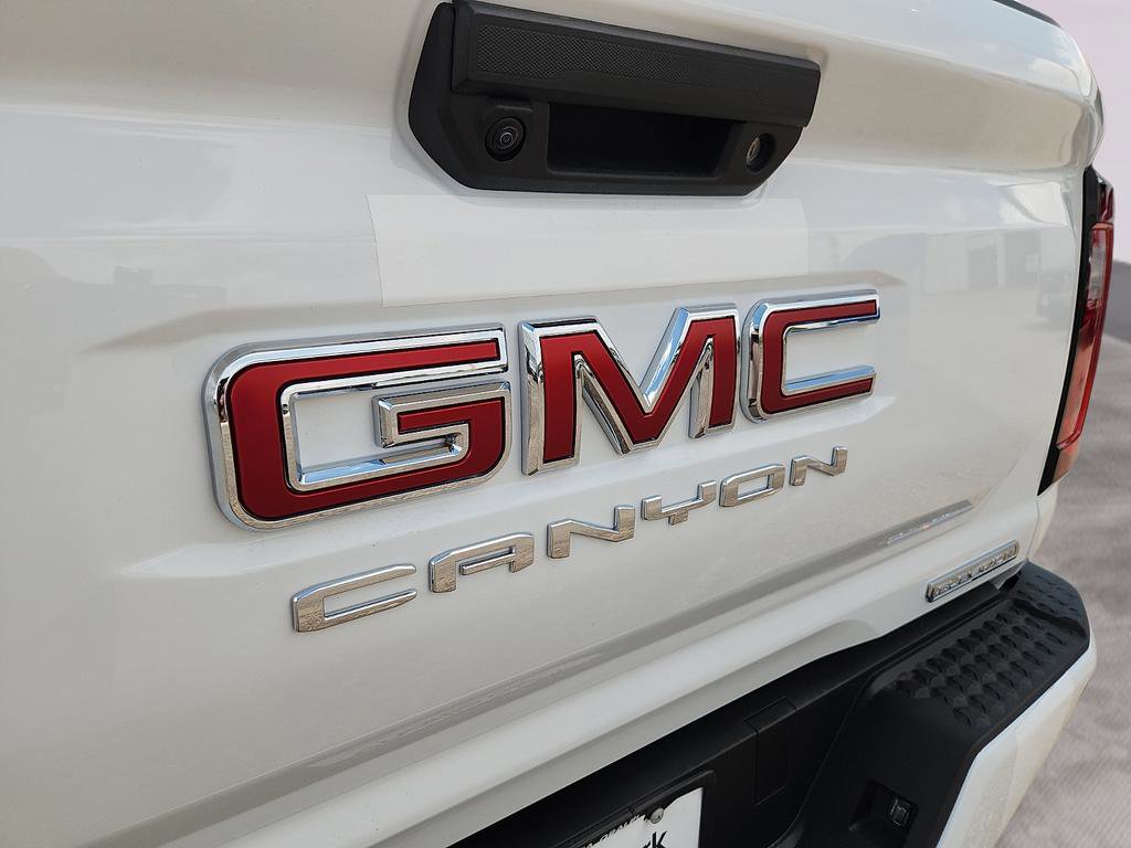 New 2026 GMC Canyon Elevation w/ Convenience Package RWD image 24