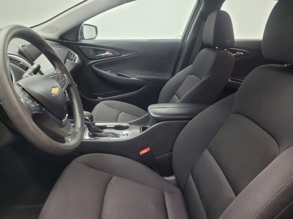 Used 2023 Chevrolet Malibu LT image 17