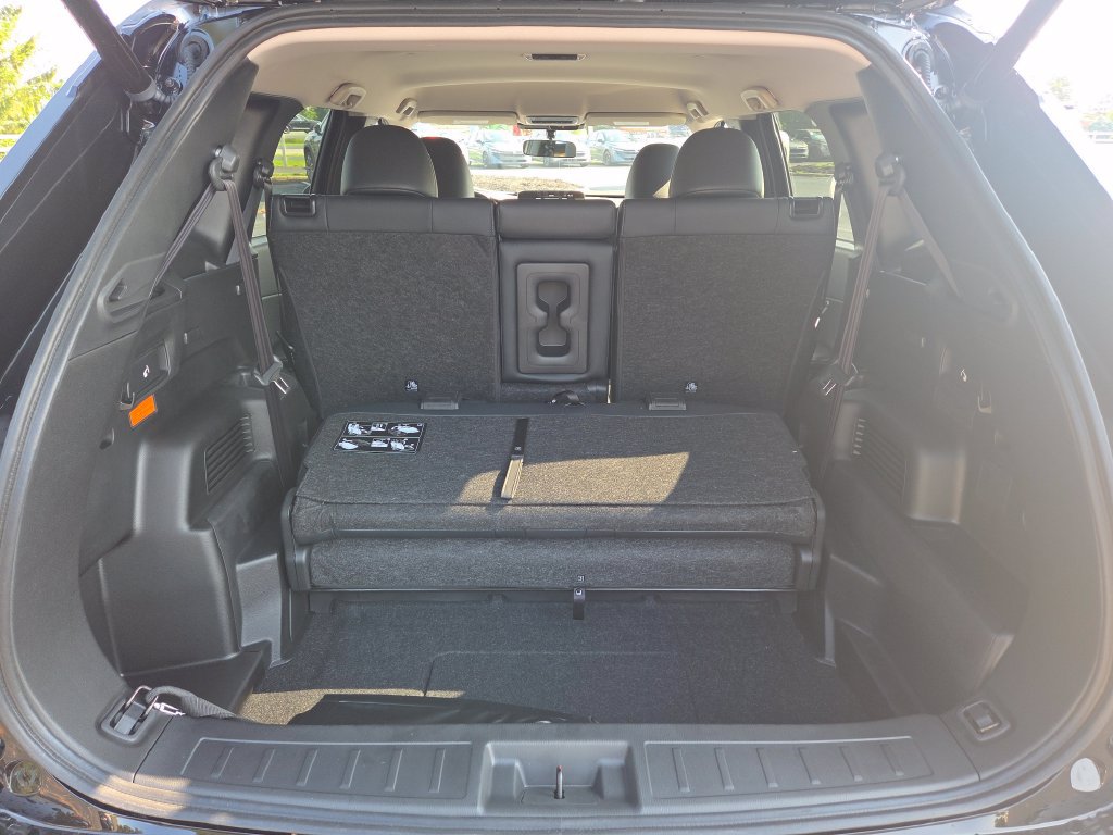 New 2026 Nissan Rogue SL AWD/4WD image 23