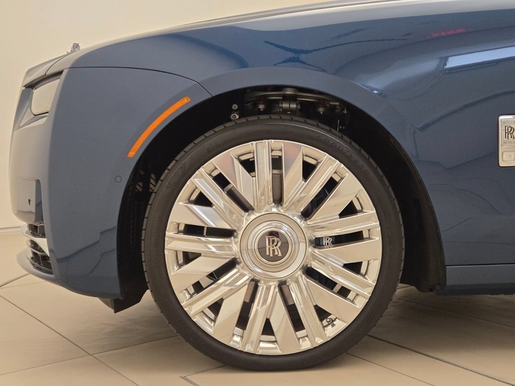 Certified 2025 Rolls-Royce Ghost AWD/4WD image 11