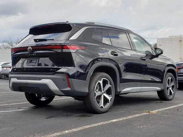 New 2026 Volkswagen Tiguan SE image 3