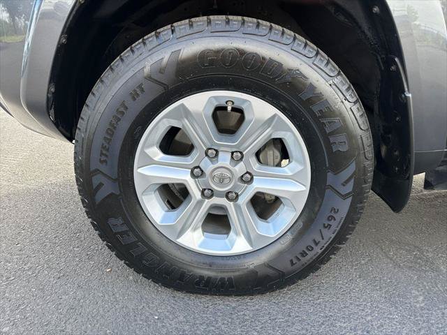 Certified 2019 Toyota 4Runner SR5 Premium AWD/4WD image 12