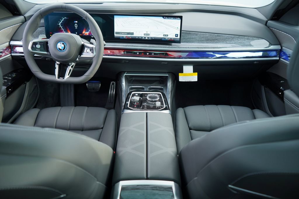 New 2026 BMW 750e xDrive AWD/4WD image 15