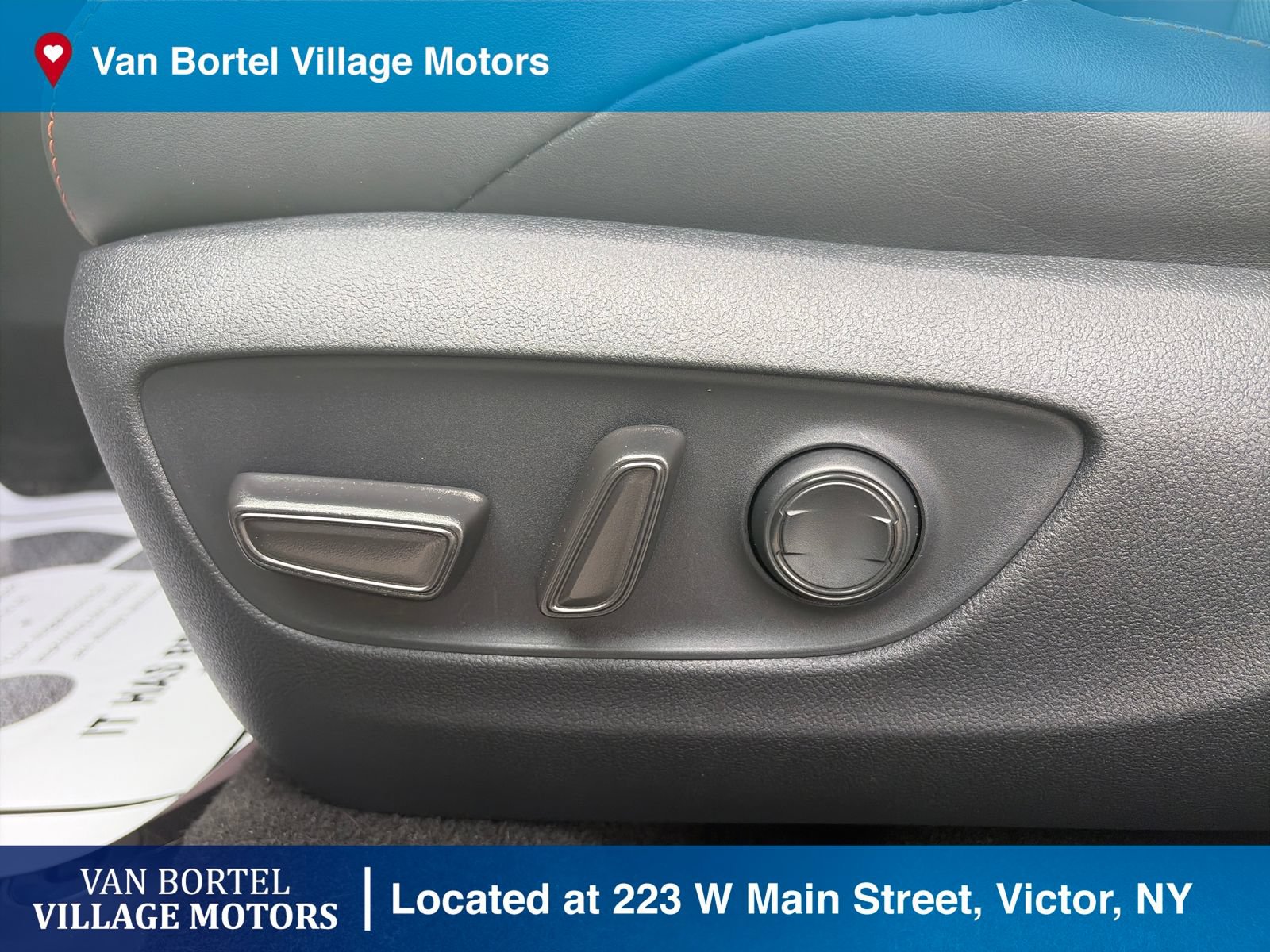 Used 2019 Toyota RAV4 Adventure w/ Cold Weather Package AWD/4WD image 12