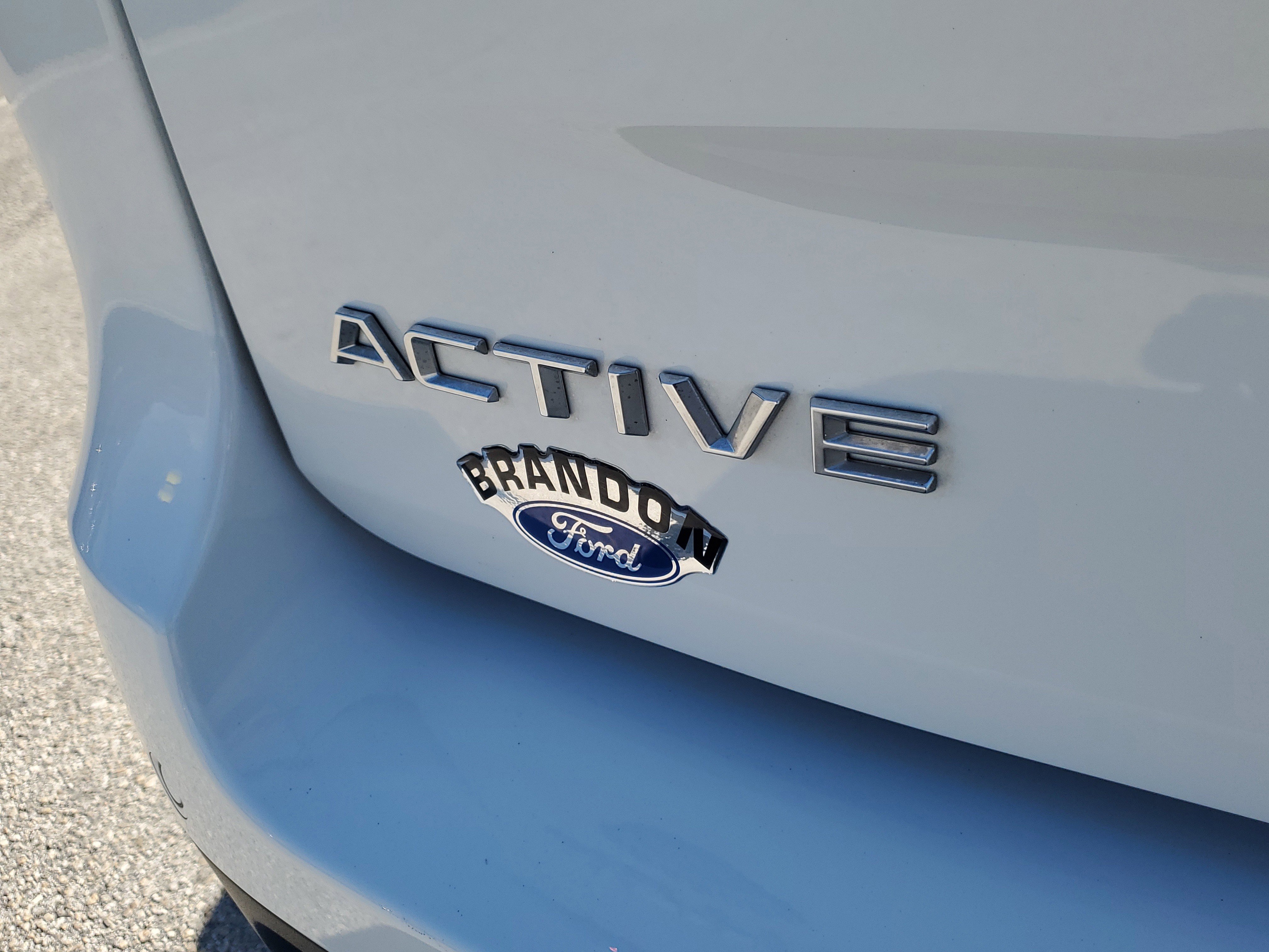 Certified 2025 Ford Expedition Active image 9
