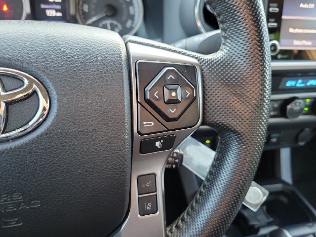Used 2022 Toyota Tacoma SR5 w/ Technology Package RWD image 16