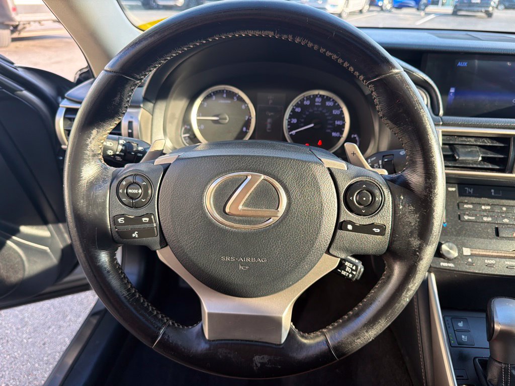 Used 2016 Lexus IS 300 AWD w/ Premium Package image 9