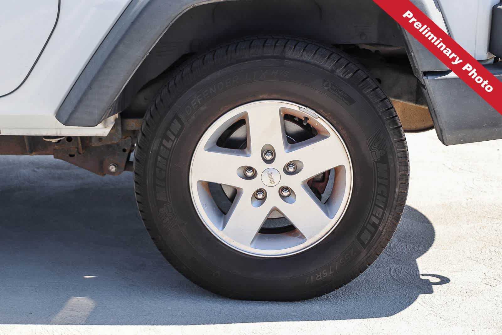 Used 2018 Jeep Wrangler Sport AWD/4WD image 10