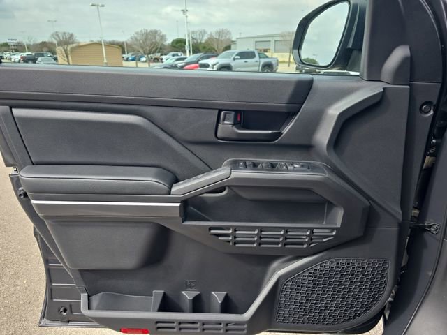 New 2026 Toyota Tacoma SR5 image 25