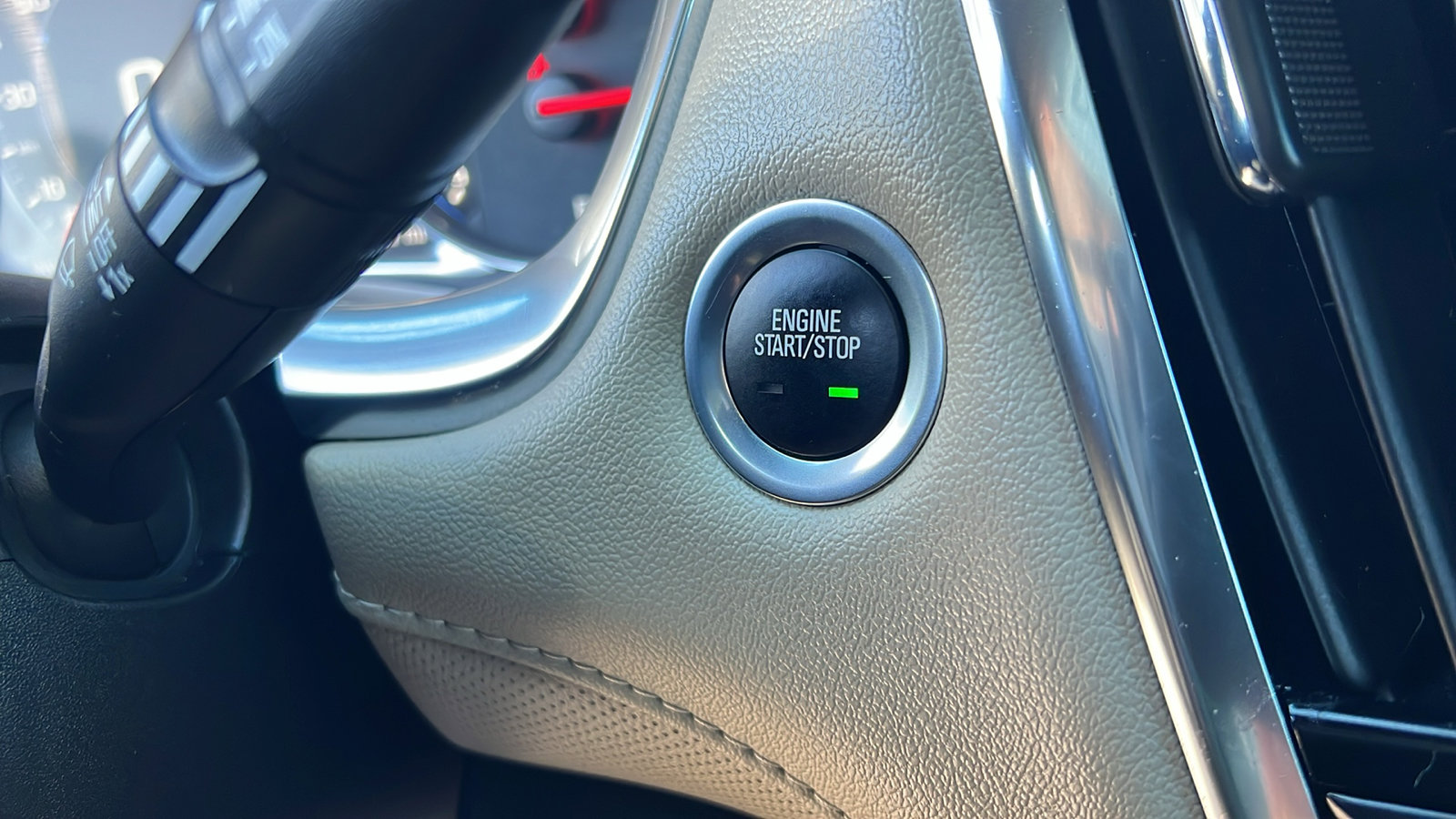 Certified 2023 Chevrolet Traverse Premier w/ LPO, Floor Liner Package image 26