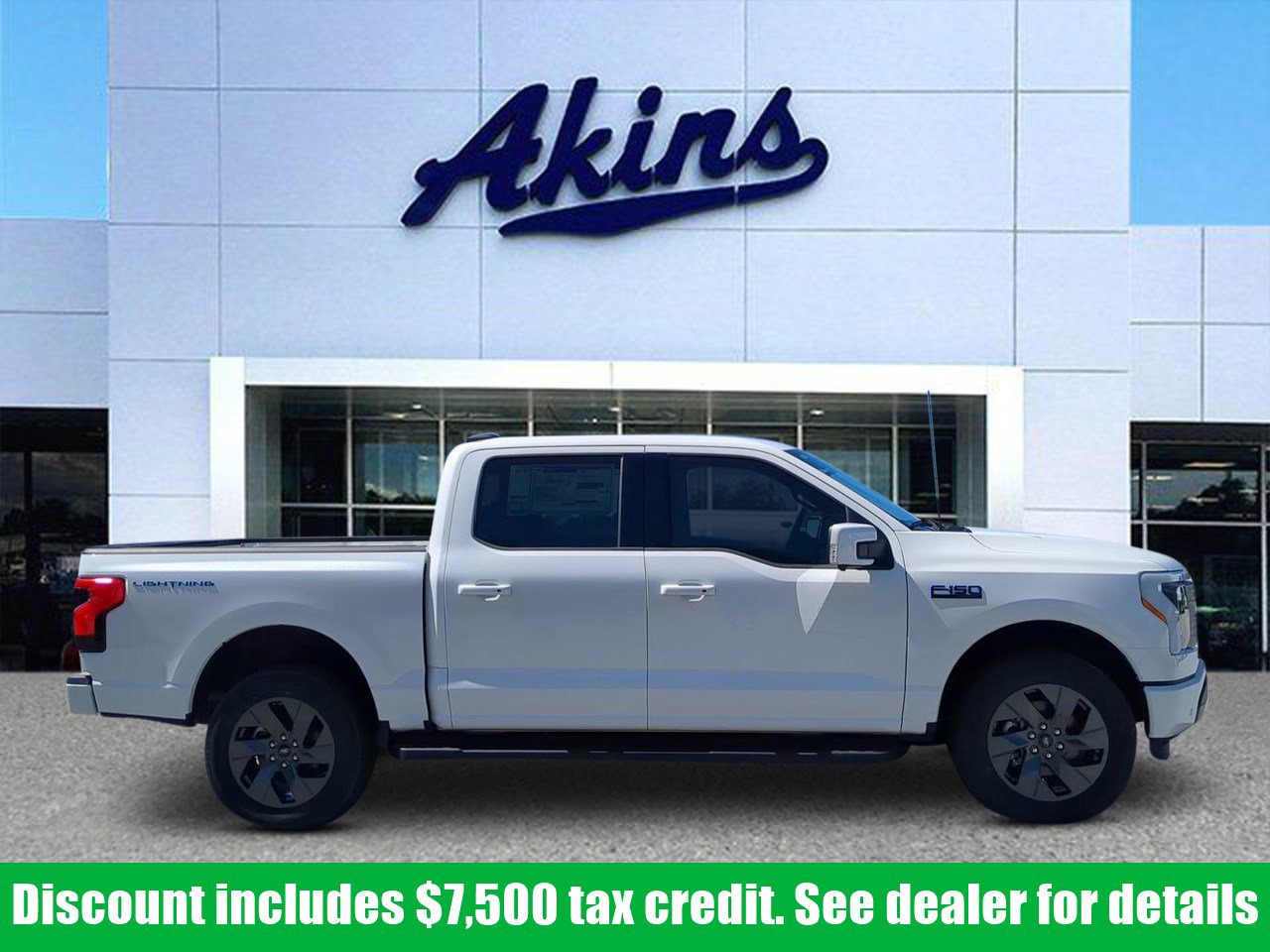 New 2025 Ford F150 Lightning Lariat