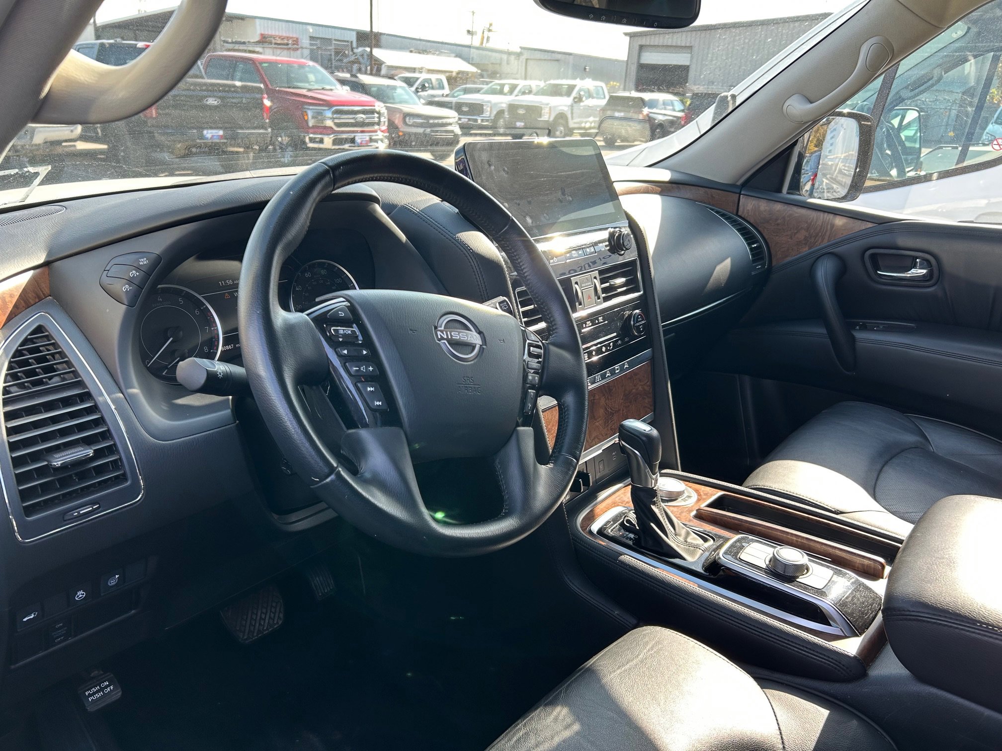 Used 2024 Nissan Armada SL w/ Captain's Chairs Package image 40