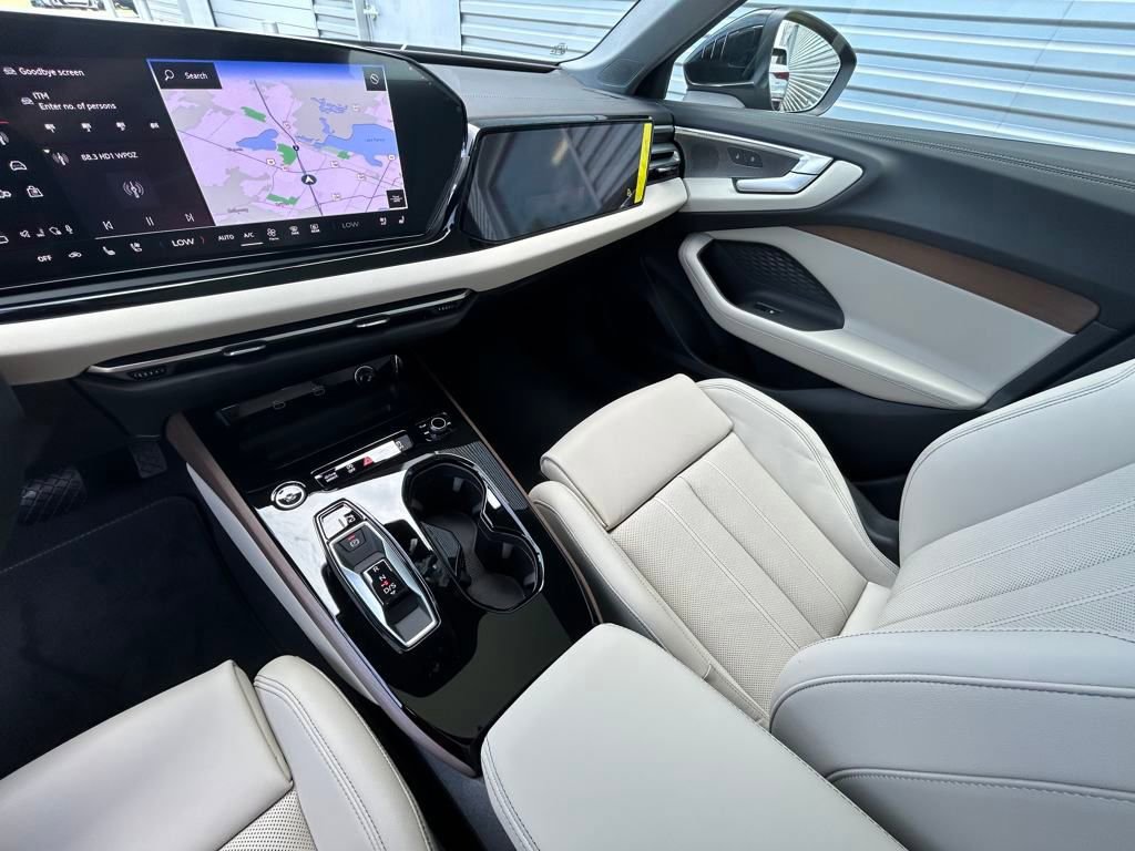 New 2025 Audi A5 2.0T Prestige image 18