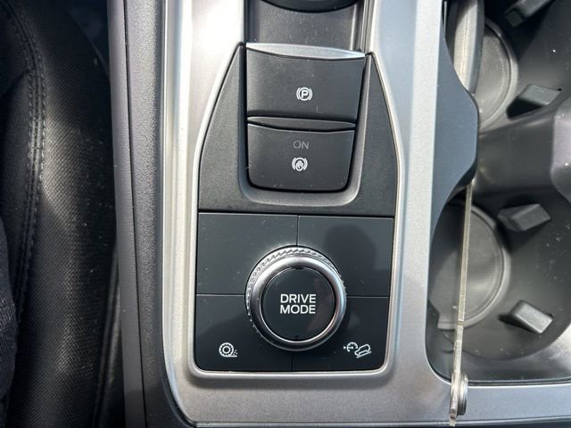 Used 2023 Ford Explorer XLT AWD/4WD image 23