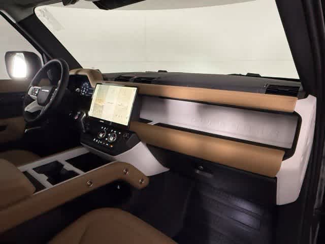 New 2026 Land Rover Defender 110 S AWD/4WD image 14