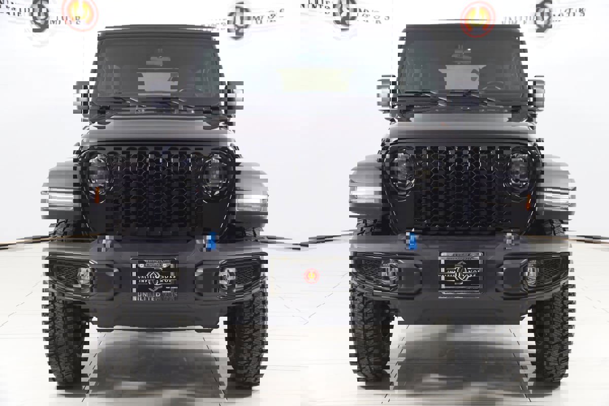 Used 2023 Jeep Wrangler Unlimited w/ Cold Weather Group image 46