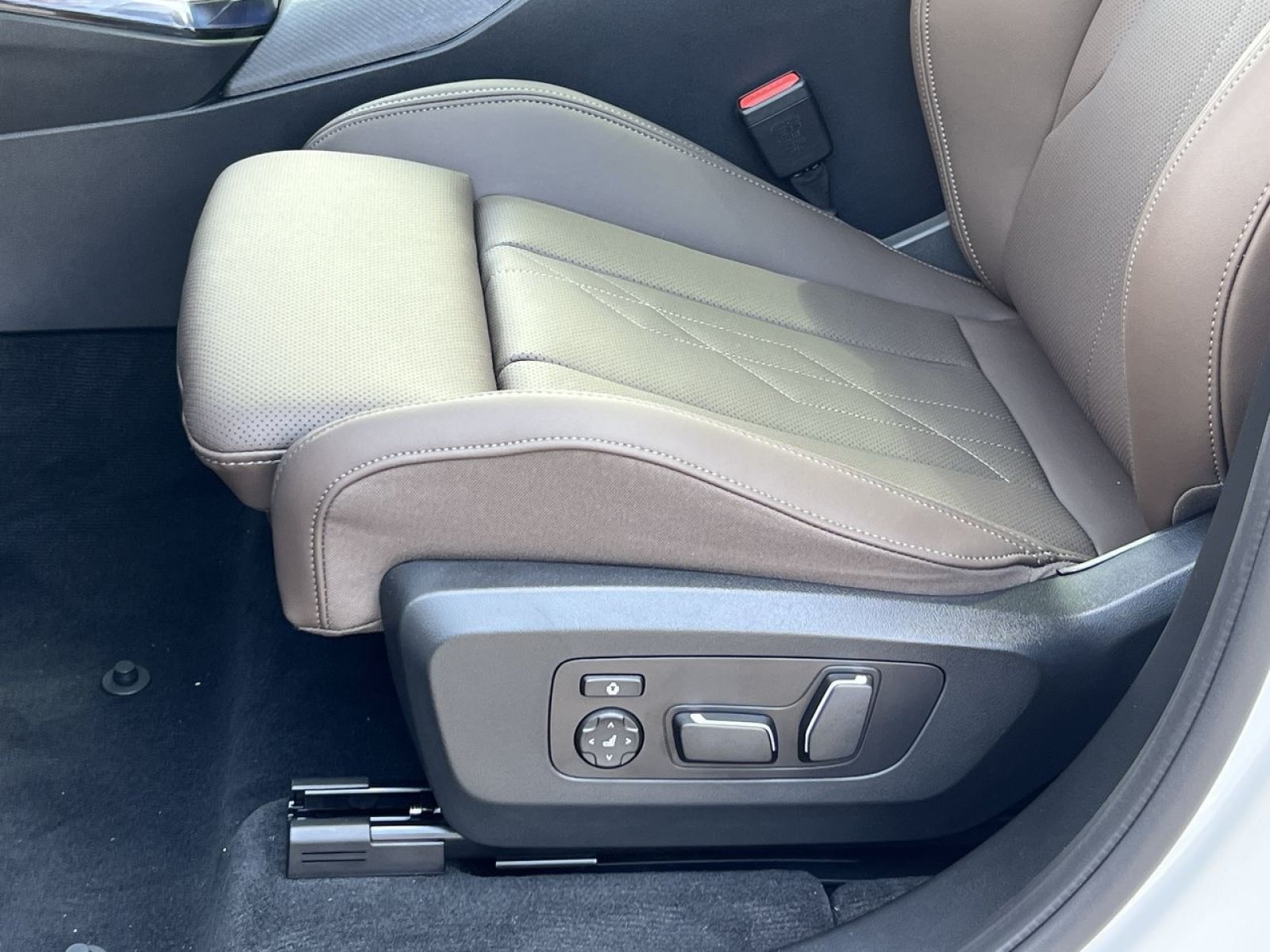 New 2026 BMW X3 xDrive30i w/ Premium Package AWD/4WD image 11