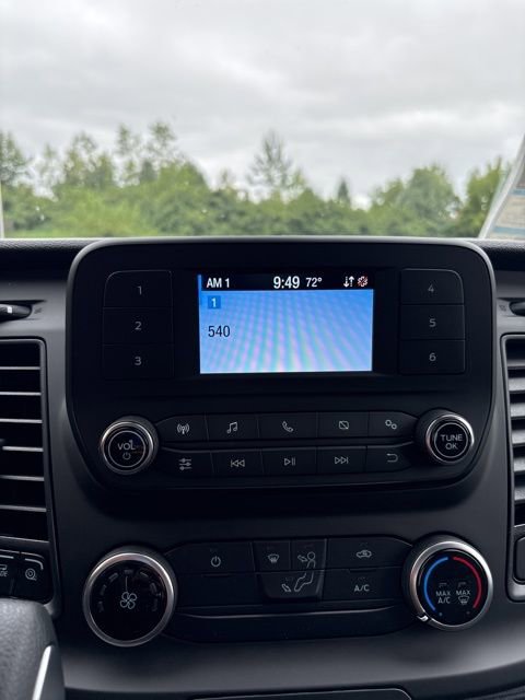 New 2025 Ford Transit 250 148 Medium Roof image 25