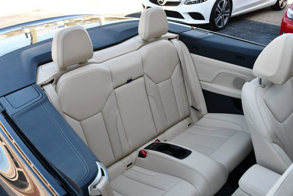 Used 2022 BMW 430i Convertible w/ M Sport Package RWD image 17