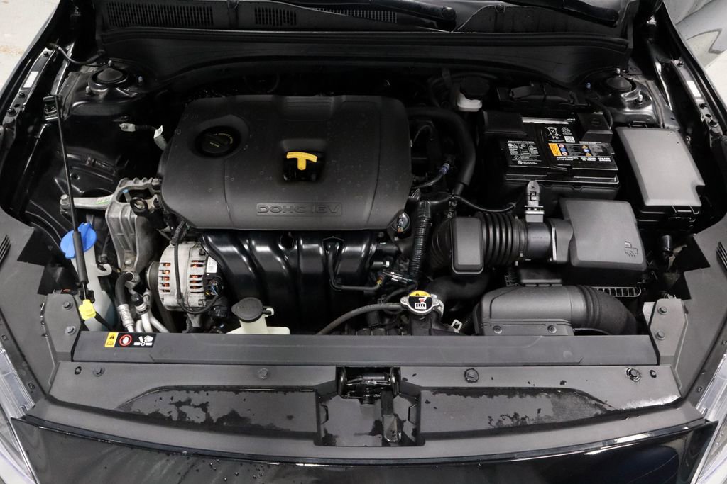 Used 2023 Kia Forte GT-Line w/ GT-Line Premium Package FWD image 17