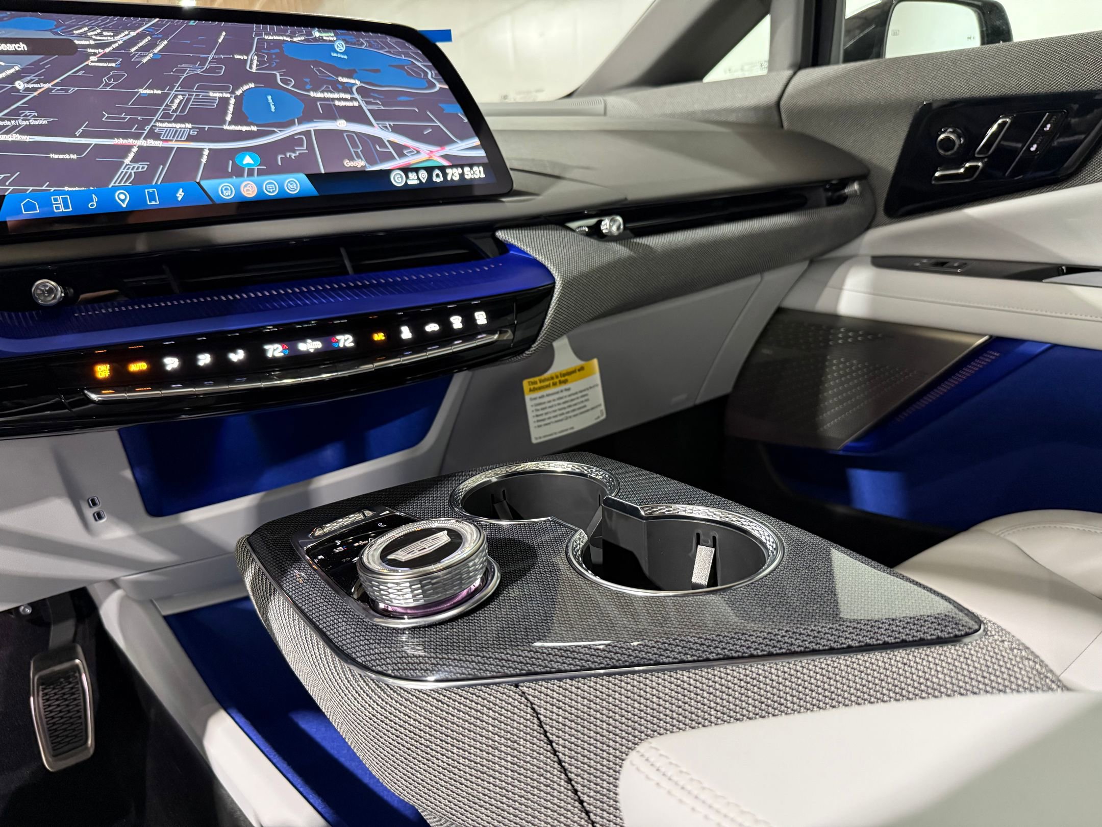 New 2026 Cadillac Optiq Sport 1 image 28