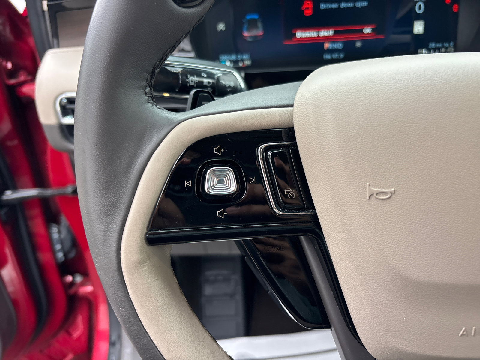 Certified 2023 Lincoln Corsair Reserve AWD/4WD image 17