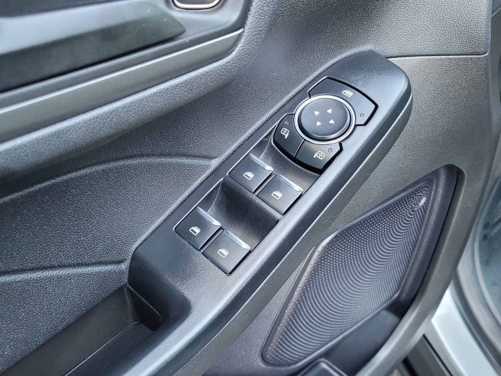 Used 2024 Ford Escape Active image 17