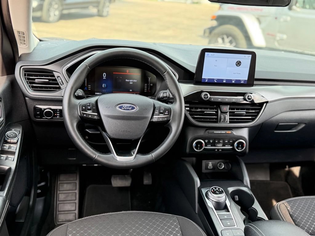 Certified 2024 Ford Escape Active FWD image 4