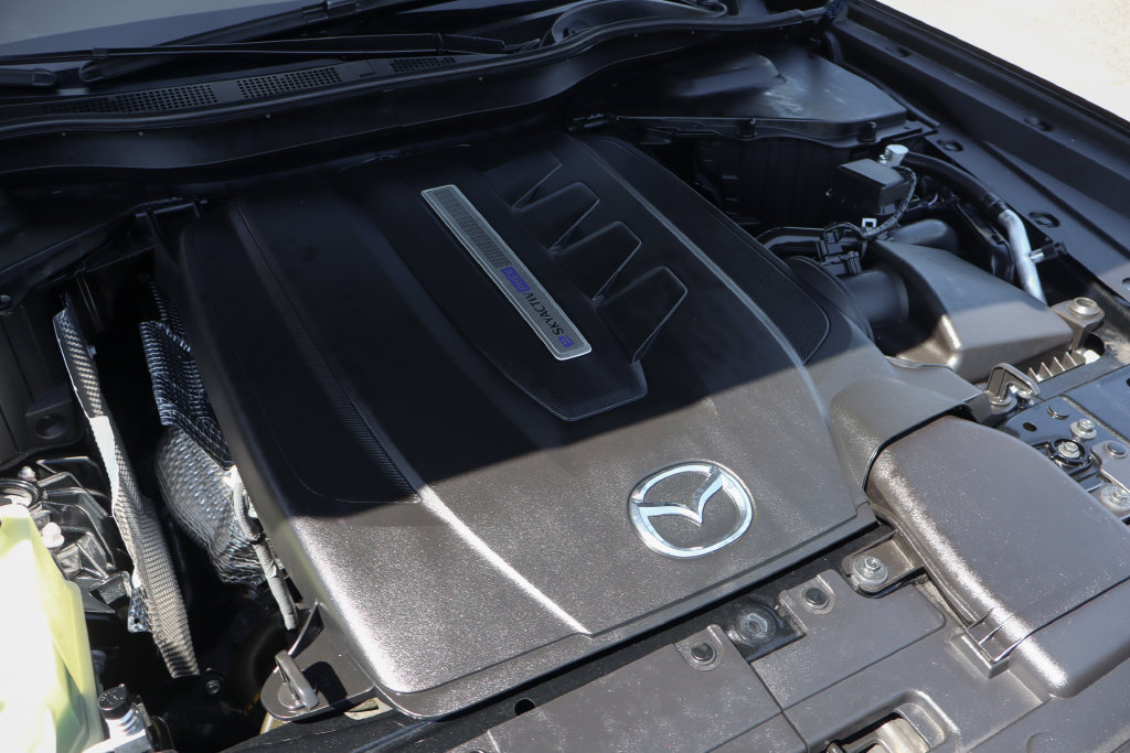 Used 2025 MAZDA CX-90 Plug-In Hybrid w/Premium Sport AWD/4WD image 13